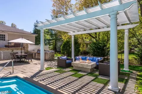 11 Hubbardton Rd, Wayne, NJ 07470 photo 33