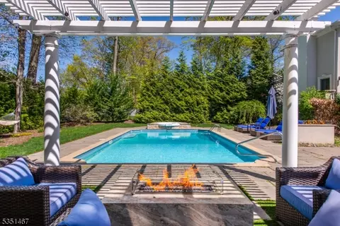 11 Hubbardton Rd, Wayne, NJ 07470 photo 35