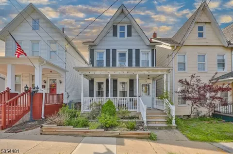 73 Summit Ave, Phillipsburg, NJ 08865