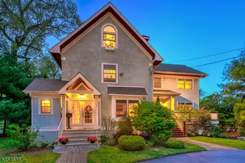 1 N Crane Rd, Mountain Lakes, NJ 07046