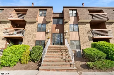 144 Overlook Ct # C, Woodbridge Twp, NJ 07095