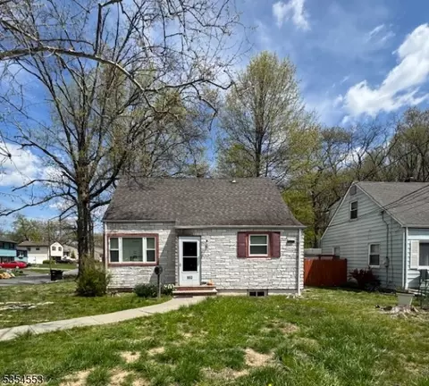 881-83 Sterling St, Plainfield, NJ 07062