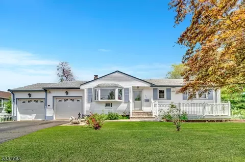 1037 Charter St, Piscataway, NJ 08854
