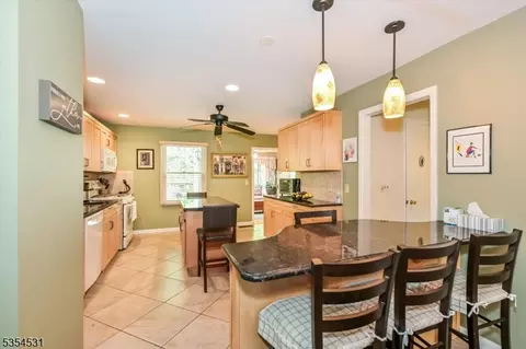 142 Garside Ave, Wayne, NJ 07470 photo 16