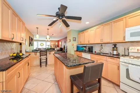142 Garside Ave, Wayne, NJ 07470 photo 14