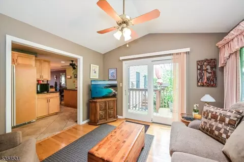 142 Garside Ave, Wayne, NJ 07470 photo 20