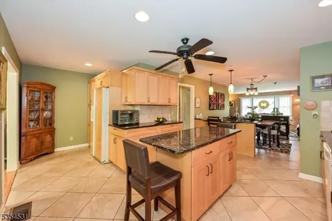 142 Garside Ave, Wayne, NJ 07470 photo 17