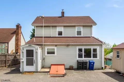 516 5th St, Carlstadt, NJ 07072