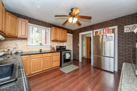 951 Myrtle Ave, Plainfield, NJ 07063 photo 11
