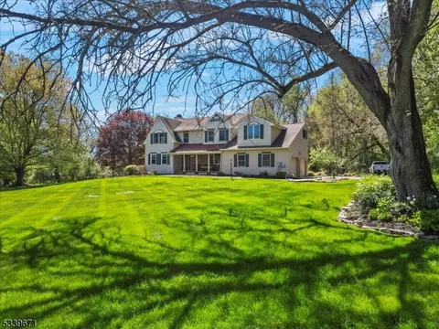352 Asbury-broad Way Road352, Asbury, NJ 08802