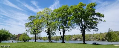 12 Ridge Rd, Newton, NJ 07860