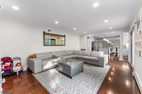 16 Dudley Ct, Wayne, NJ 07470 photo 15