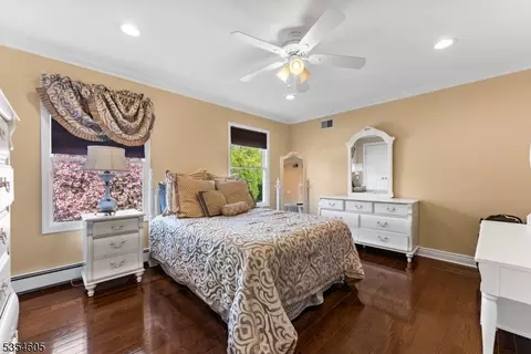 16 Dudley Ct, Wayne, NJ 07470 photo 19