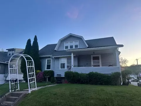 28 Hutchinson Ave, Hawthorne, NJ 07506