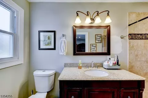 7 King Ct, Wayne, NJ 07470 photo 24
