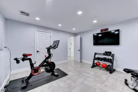 7 King Ct, Wayne, NJ 07470 photo 29