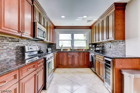 7 King Ct, Wayne, NJ 07470 photo 16