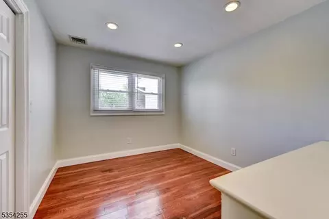 7 King Ct, Wayne, NJ 07470 photo 27