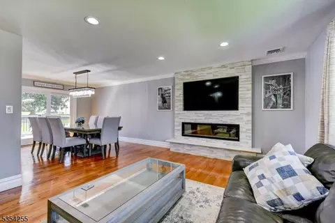 7 King Ct, Wayne, NJ 07470 photo 10