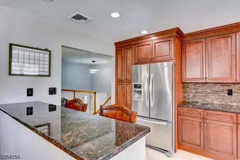 7 King Ct, Wayne, NJ 07470 photo 13