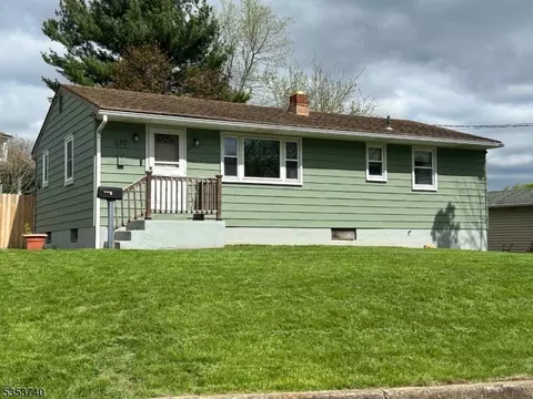 170 Carpentersville Rd, Phillipsburg, NJ 08865