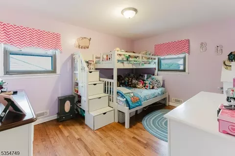 29 Hickory Rd, Nutley, NJ 07110 photo 15