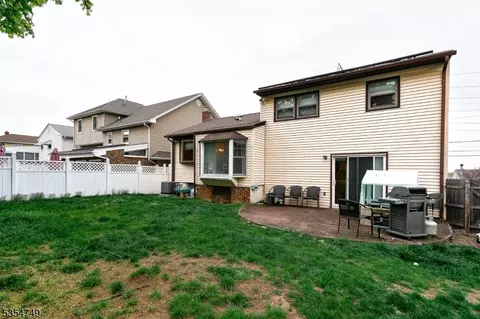 29 Hickory Rd, Nutley, NJ 07110 photo 19