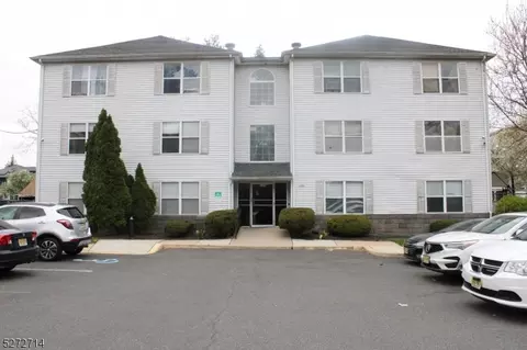 1270 N Broad St #2C, Hillside, NJ 07205