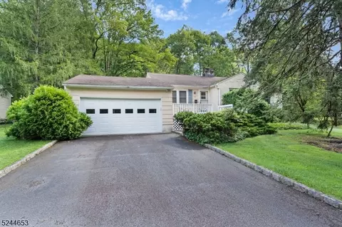 124 Rutgers Ave, Berkeley Heights, NJ 07922