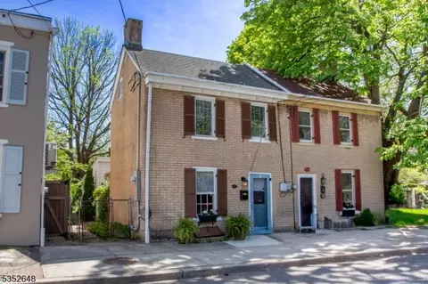 3 Ferry St, Lambertville, NJ 08530
