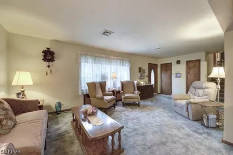 167 Valley Rd, Wayne, NJ 07470 photo 5