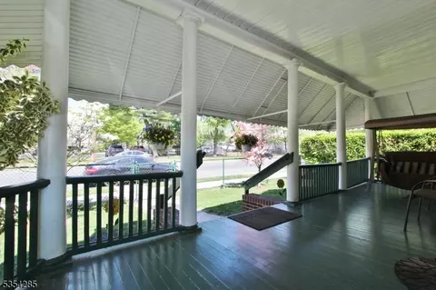 528 E 2nd St, Plainfield, NJ 07060 photo 4