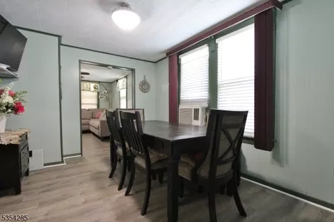 528 E 2nd St, Plainfield, NJ 07060 photo 10