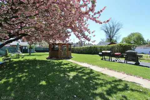 528 E 2nd St, Plainfield, NJ 07060 photo 21