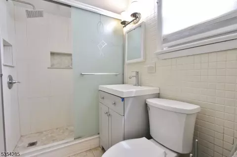 528 E 2nd St, Plainfield, NJ 07060 photo 18