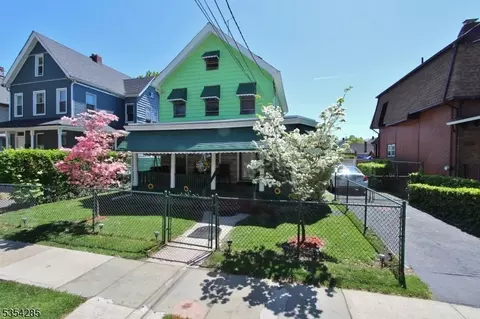 528 E 2nd St, Plainfield, NJ 07060 photo 3