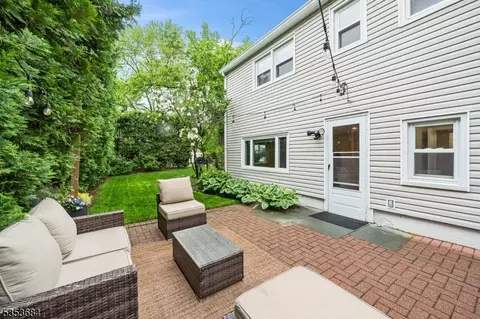2 Christy Ln, Springfield, NJ 07081 photo 34