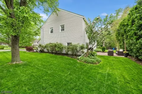 2 Christy Ln, Springfield, NJ 07081 photo 37
