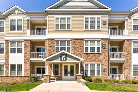 6301 Veterans Dr, Wharton, NJ 07885