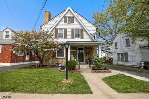 341 Irwin St, Phillipsburg, NJ 08865