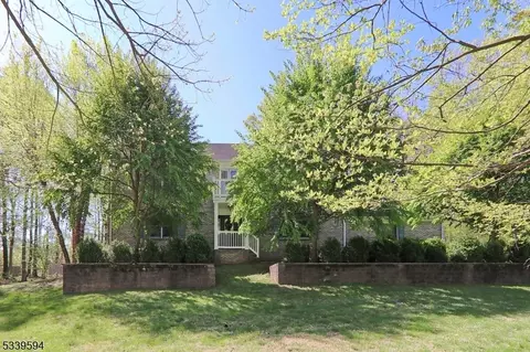 173 Somerville Rd, Basking Ridge, NJ 07920