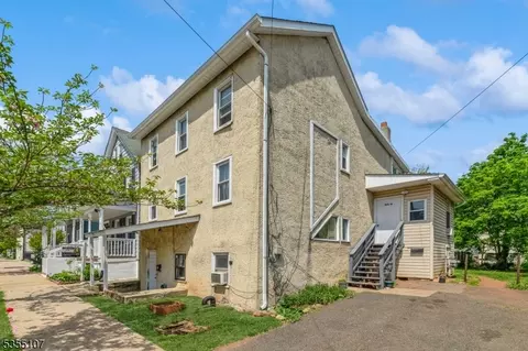 185 Redmond St, New Brunswick, NJ 08901
