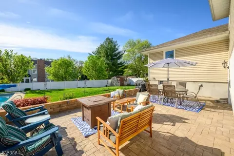91 Armstrong Dr, Clark, NJ 07066 photo 30
