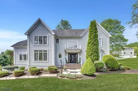 48 Sycamore Way, Warren, NJ 07059