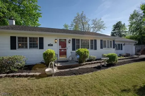138 Decker Pond Rd, Green Twp, NJ 07821
