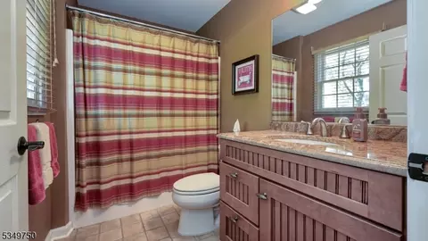 17 Farmstead Ln, Wayne, NJ 07470 photo 29