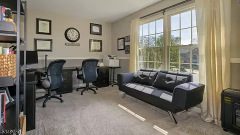17 Farmstead Ln, Wayne, NJ 07470 photo 25