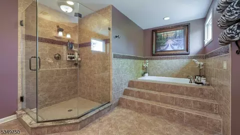 17 Farmstead Ln, Wayne, NJ 07470 photo 27
