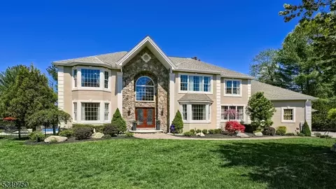 17 Farmstead Ln, Wayne, NJ 07470 photo 2