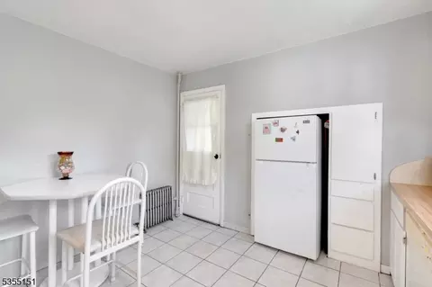 525 Mountainview Dr, North Plainfield, NJ 07063 photo 10